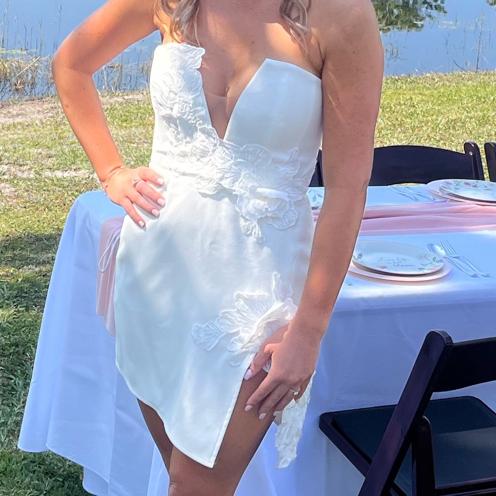 Sau Lee “Fleur Mini dress” in white, worn once size 4